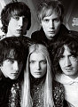 Burberry F/W 07.08
M: Agyness, Lily D, Kiera G, Morwenna C & Georgia
Ph: Mario Testino